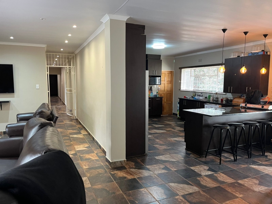 8 Bedroom Property for Sale in Bloemfontein Rural Free State